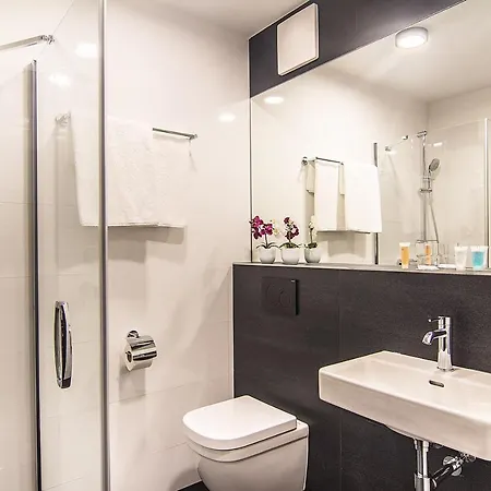 Hotel Valcha 4*