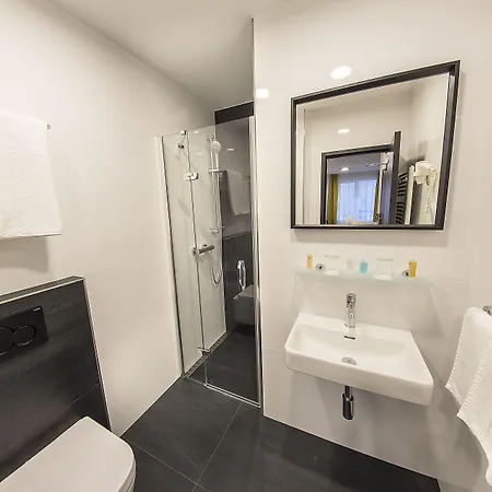 Valcha Hotel 4*