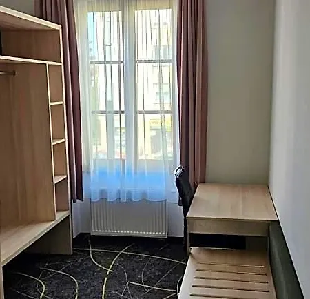 Valcha Hotel