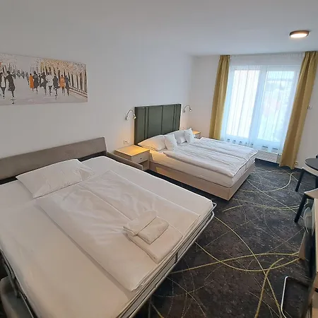 Valcha Hotel 4*