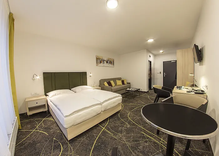 Valcha Hotell 4*