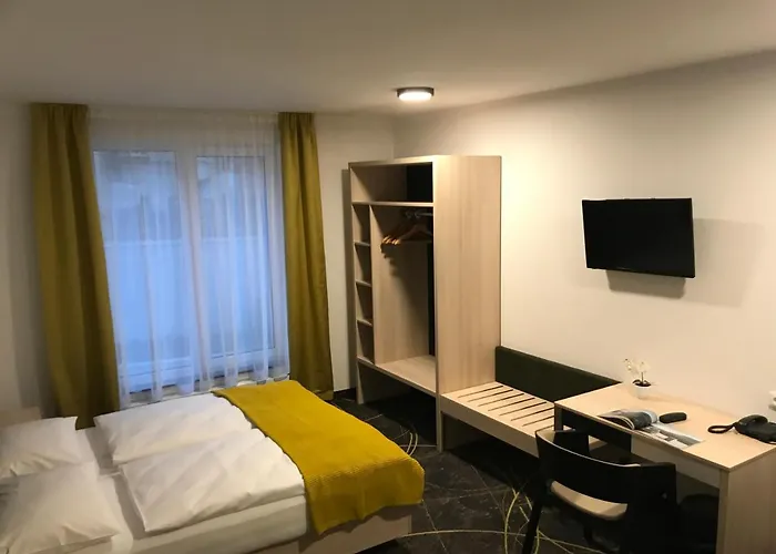 Отель Valcha 4*